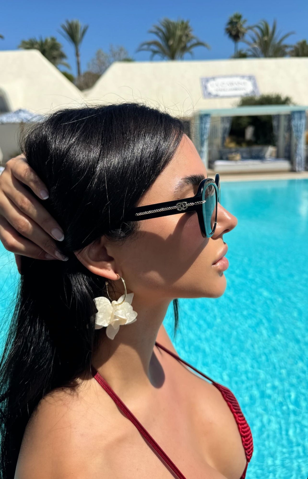 Sculpted florals lily hoops