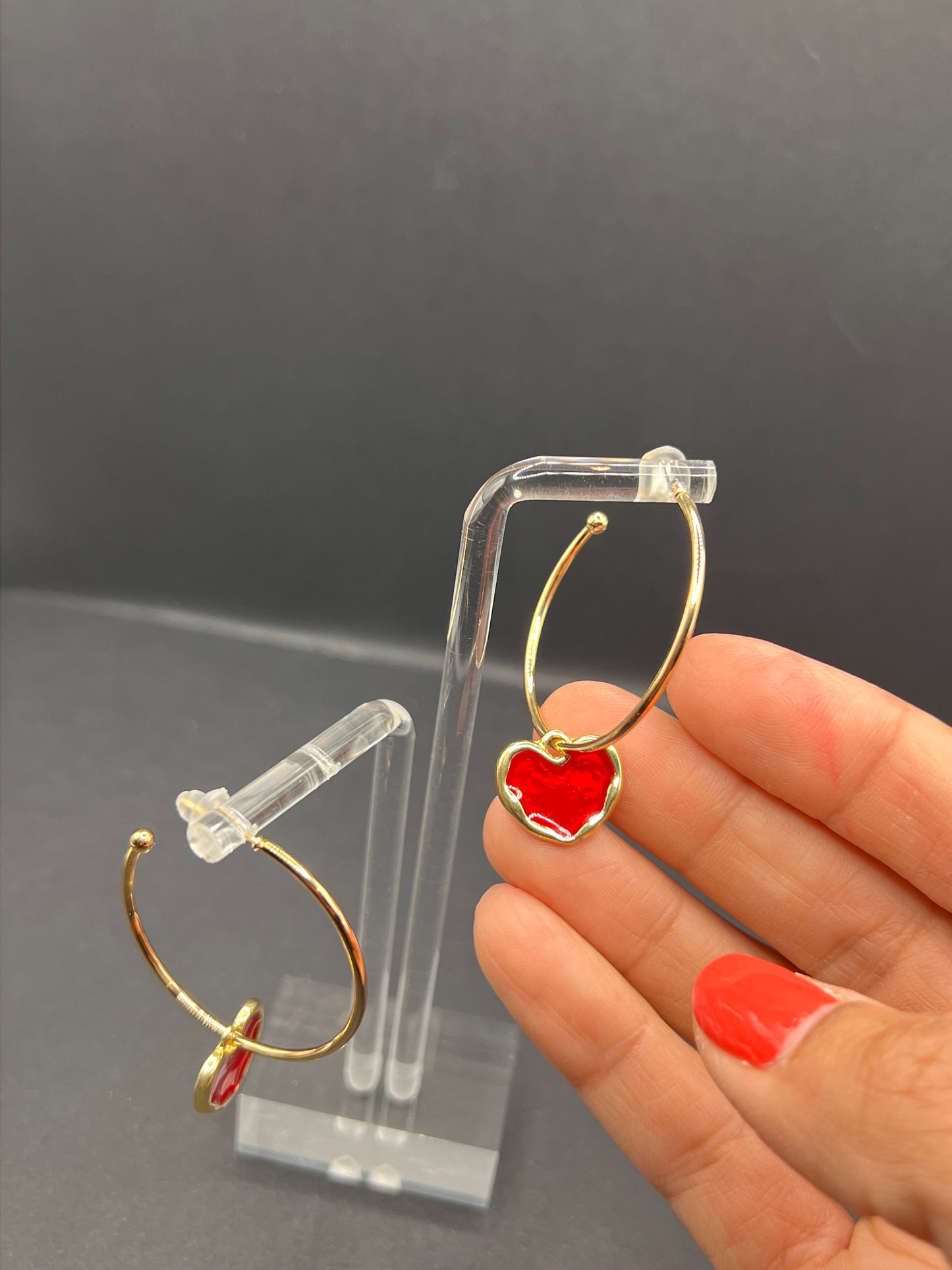 Cora hoops